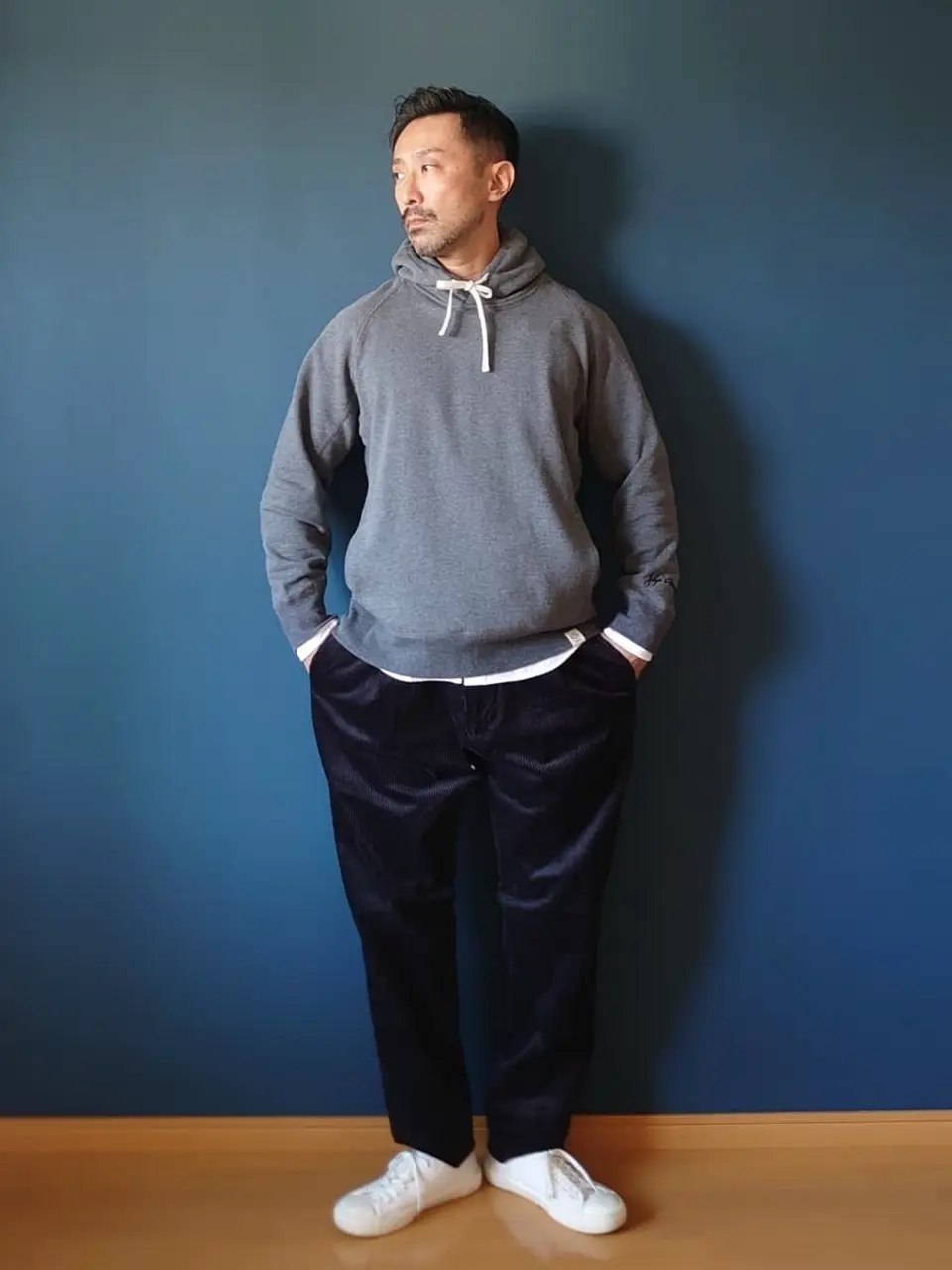 JOSEPH ABBOUD 安東 コーディネート画像