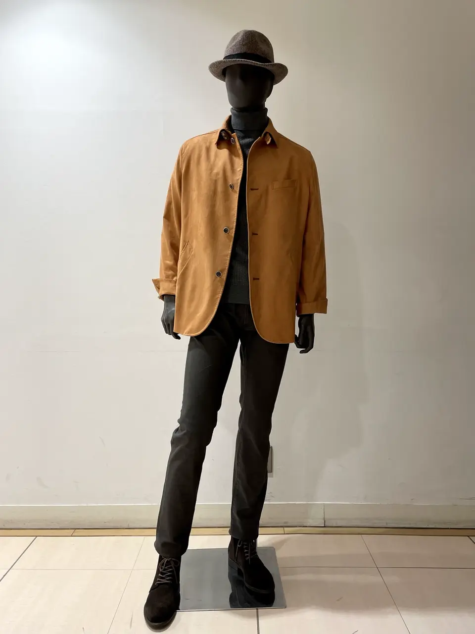 JOSEPH ABBOUD 金本 コーディネート画像