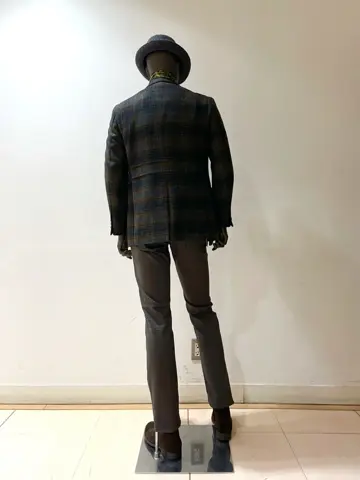 JOSEPH ABBOUD 金本 コーディネート画像