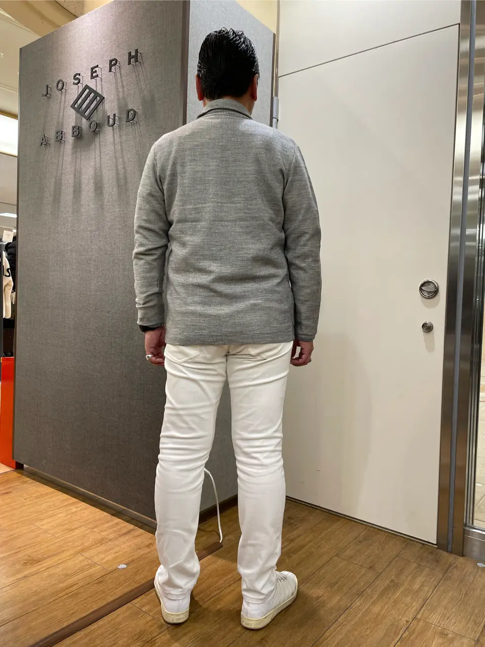 JOSEPH ABBOUD 辰見 コーディネート画像