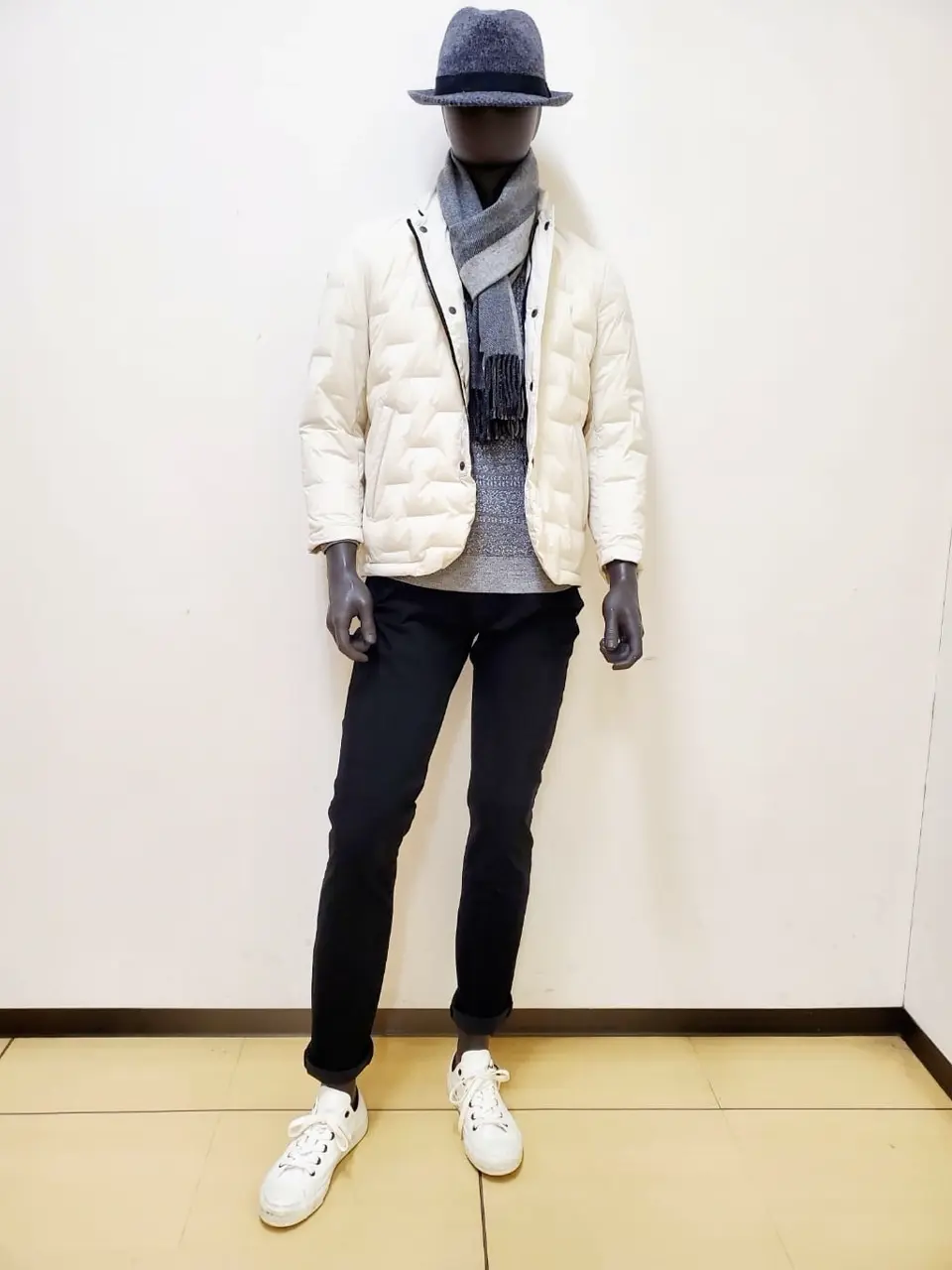 JOSEPH ABBOUD 亀井 コーディネート画像