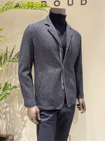 JOSEPH ABBOUD 伊津野 コーディネート画像