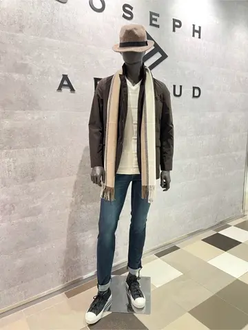 JOSEPH ABBOUD 東　 コーディネート画像