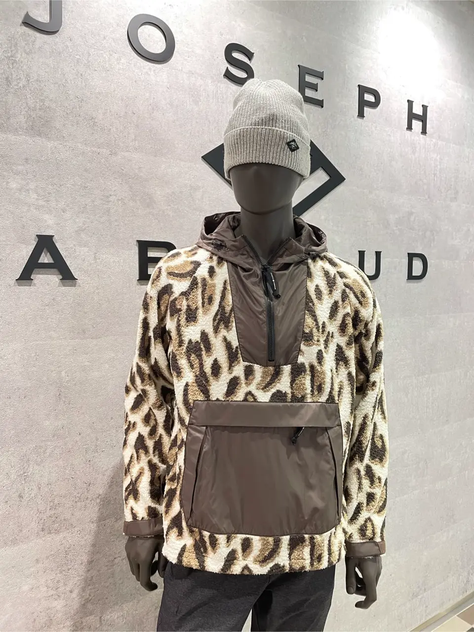 JOSEPH ABBOUD 東　 コーディネート画像