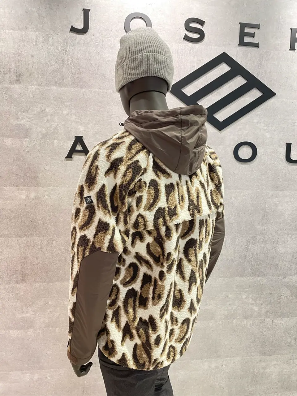 JOSEPH ABBOUD 東　 コーディネート画像