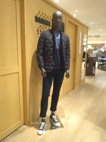 JOSEPH ABBOUD 重留 コーディネート画像