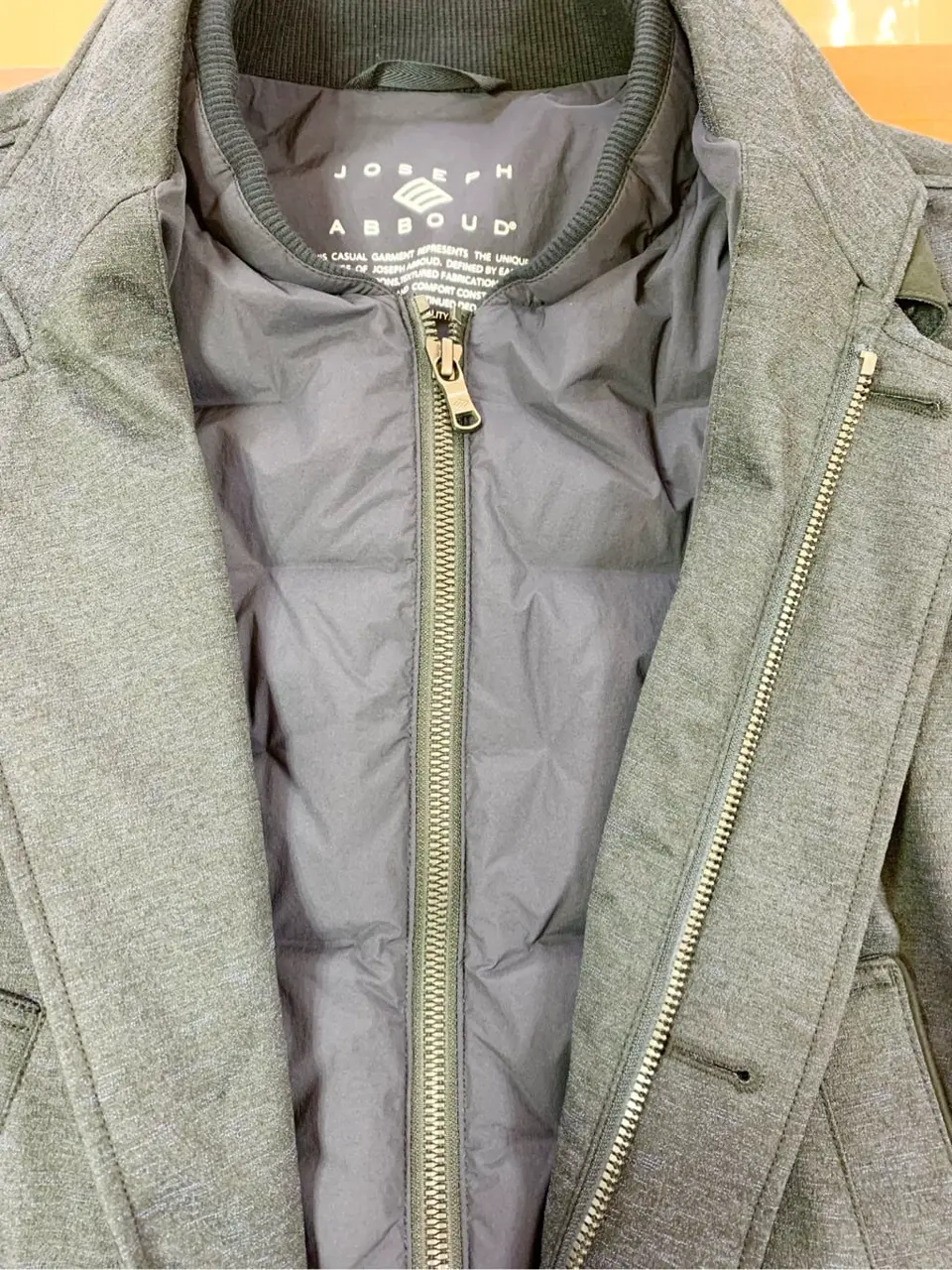 JOSEPH ABBOUD スタッフ コーディネート画像