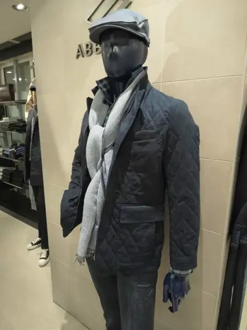 JOSEPH ABBOUD 吉川 コーディネート画像