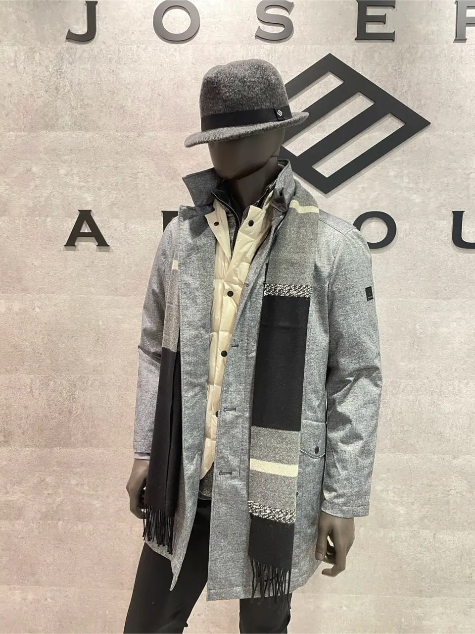 JOSEPH ABBOUD 東　 コーディネート画像