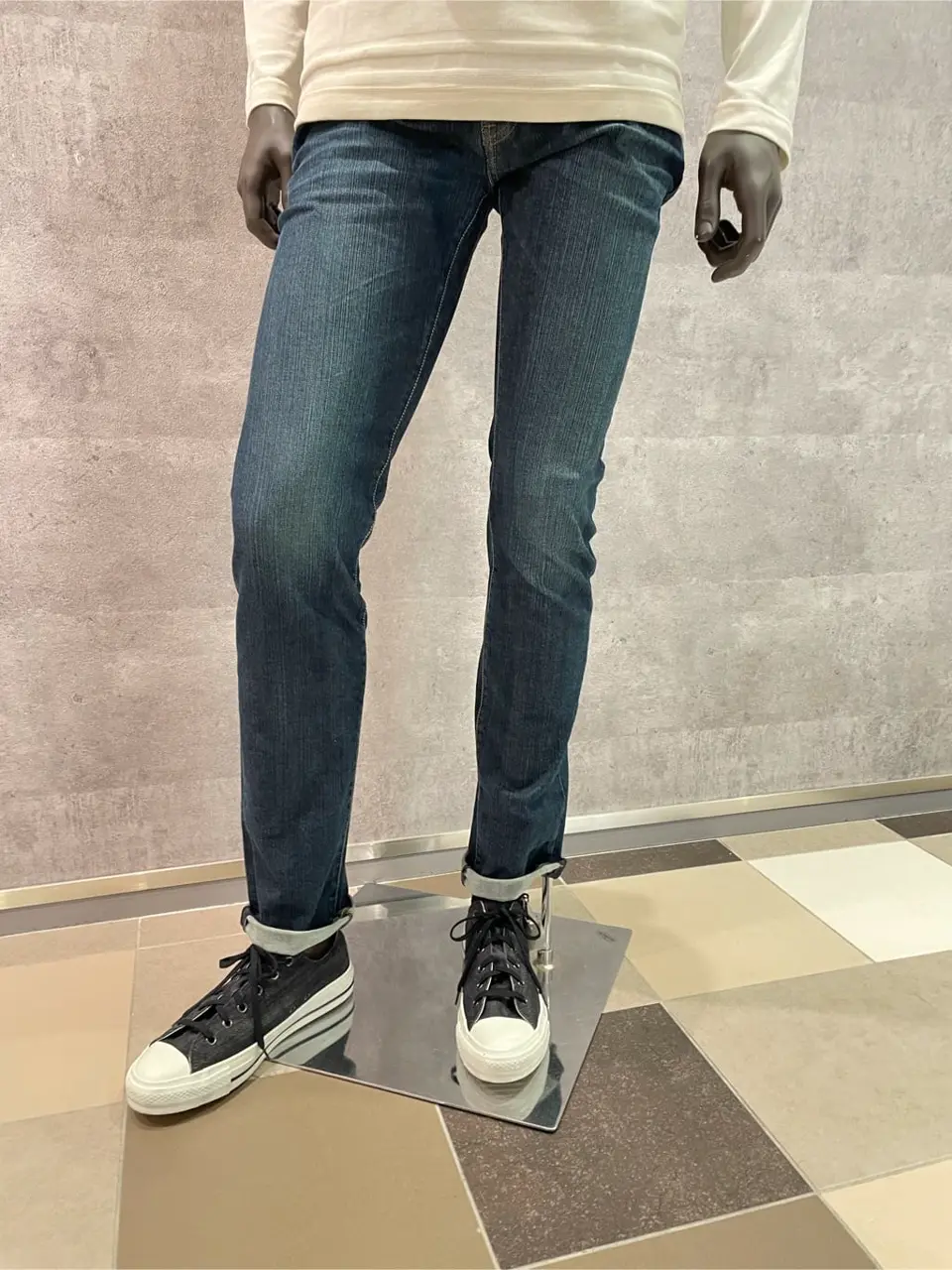 JOSEPH ABBOUD 東　 コーディネート画像