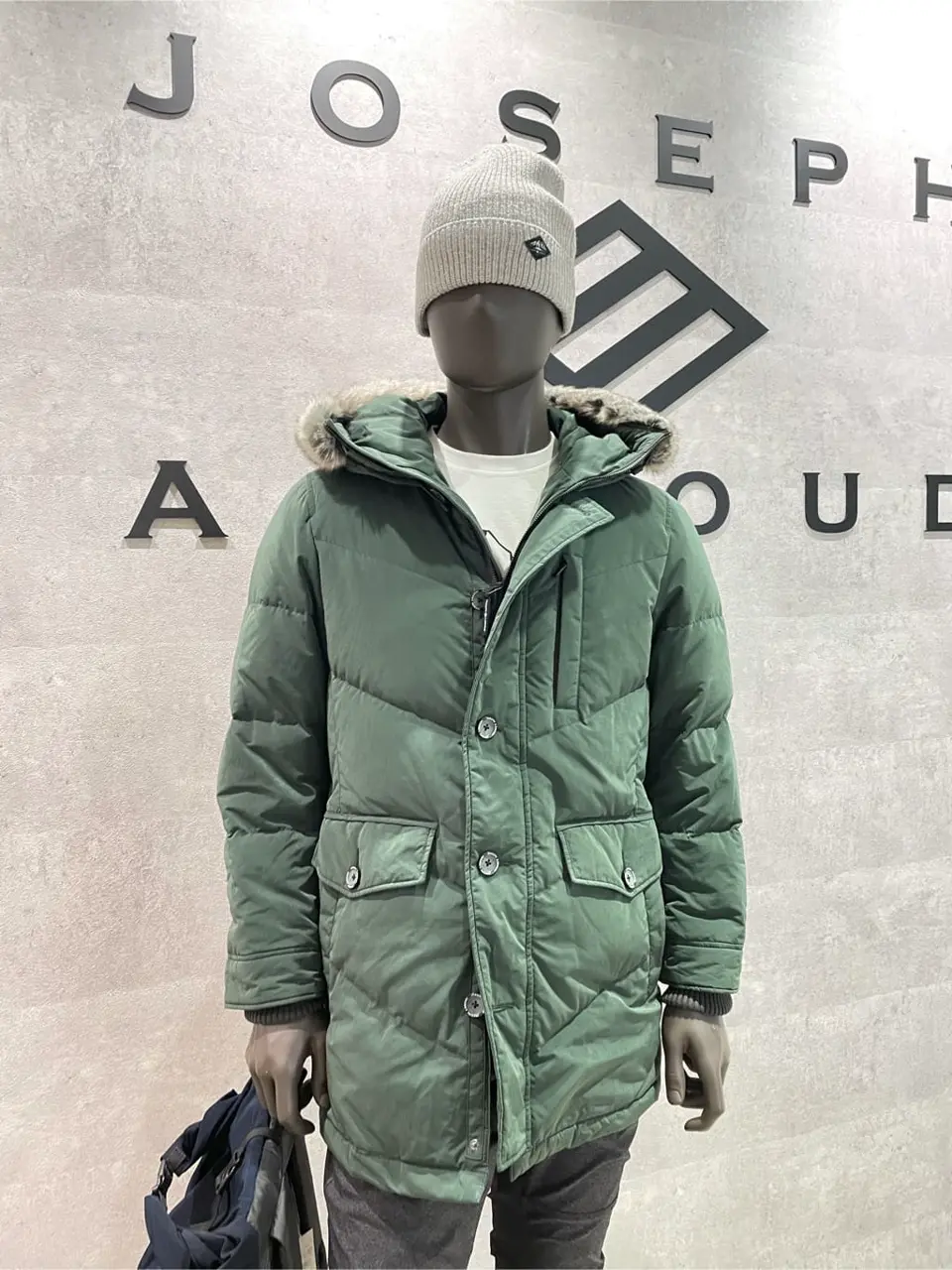 JOSEPH ABBOUD 東　 コーディネート画像