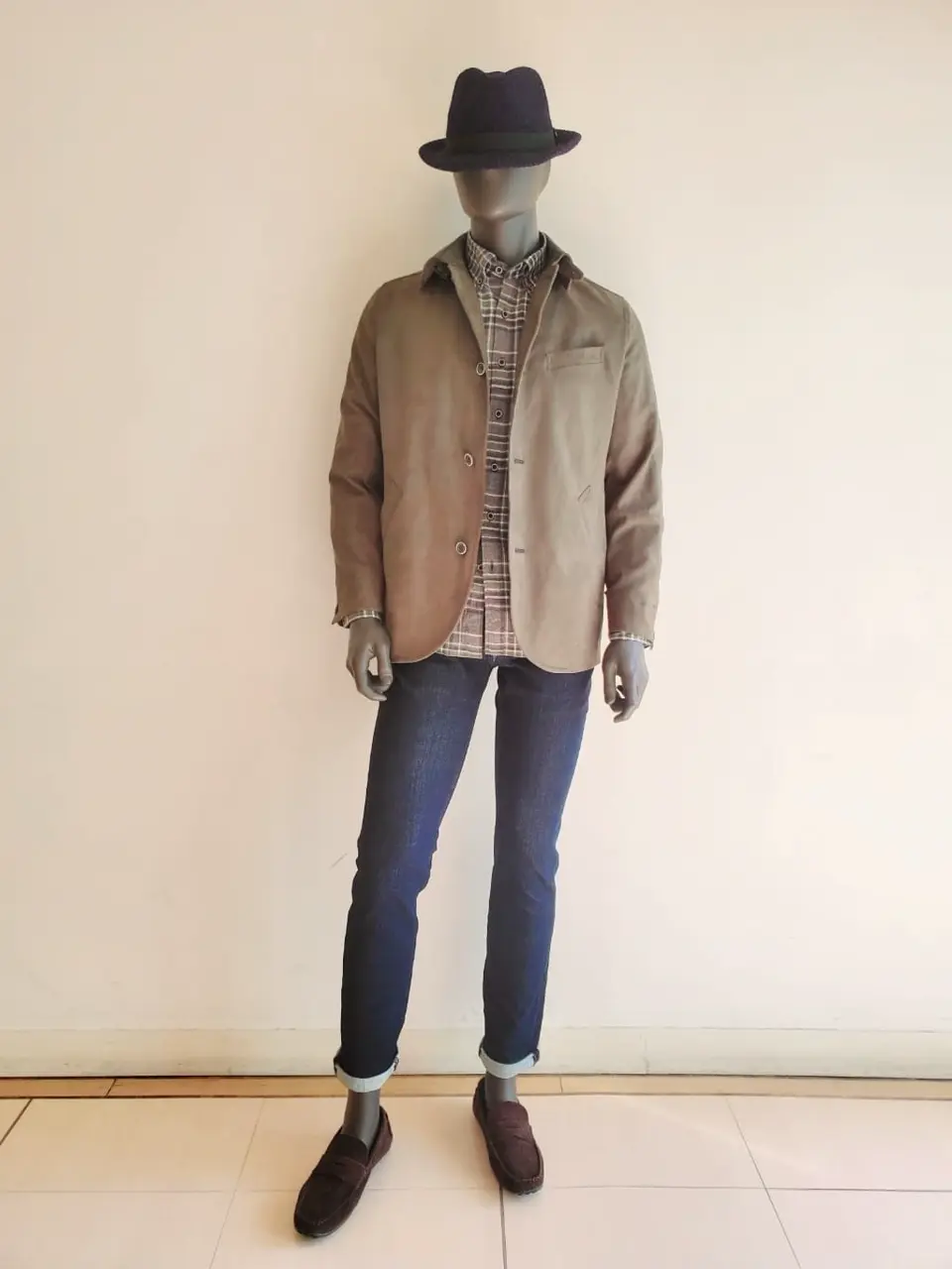 JOSEPH ABBOUD 亀井 コーディネート画像