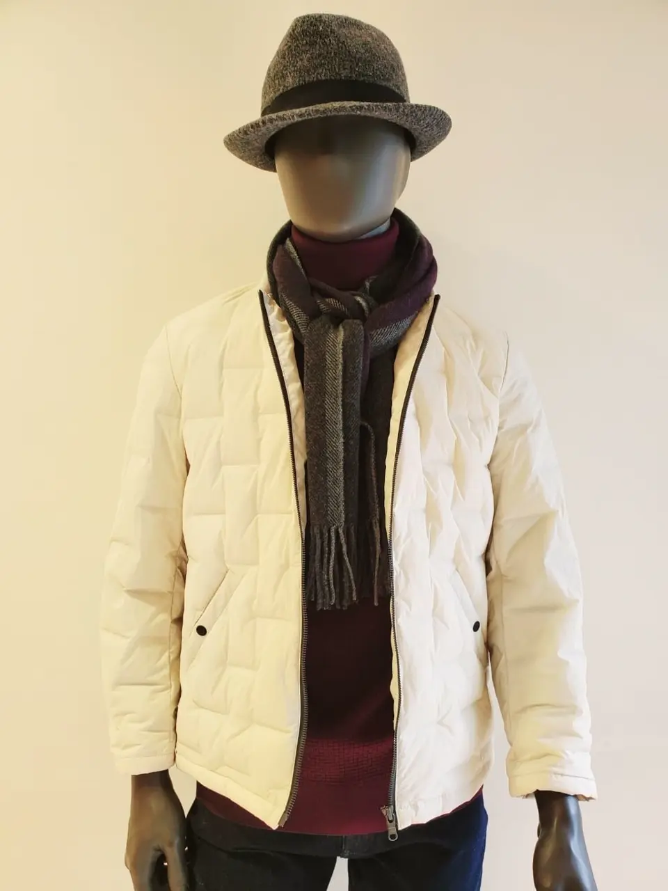 JOSEPH ABBOUD 亀井 コーディネート画像