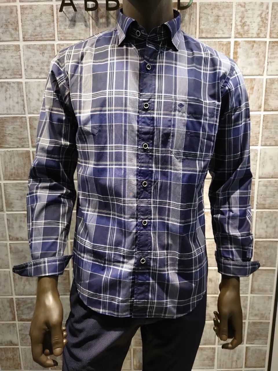 JOSEPH ABBOUD 中島 コーディネート画像