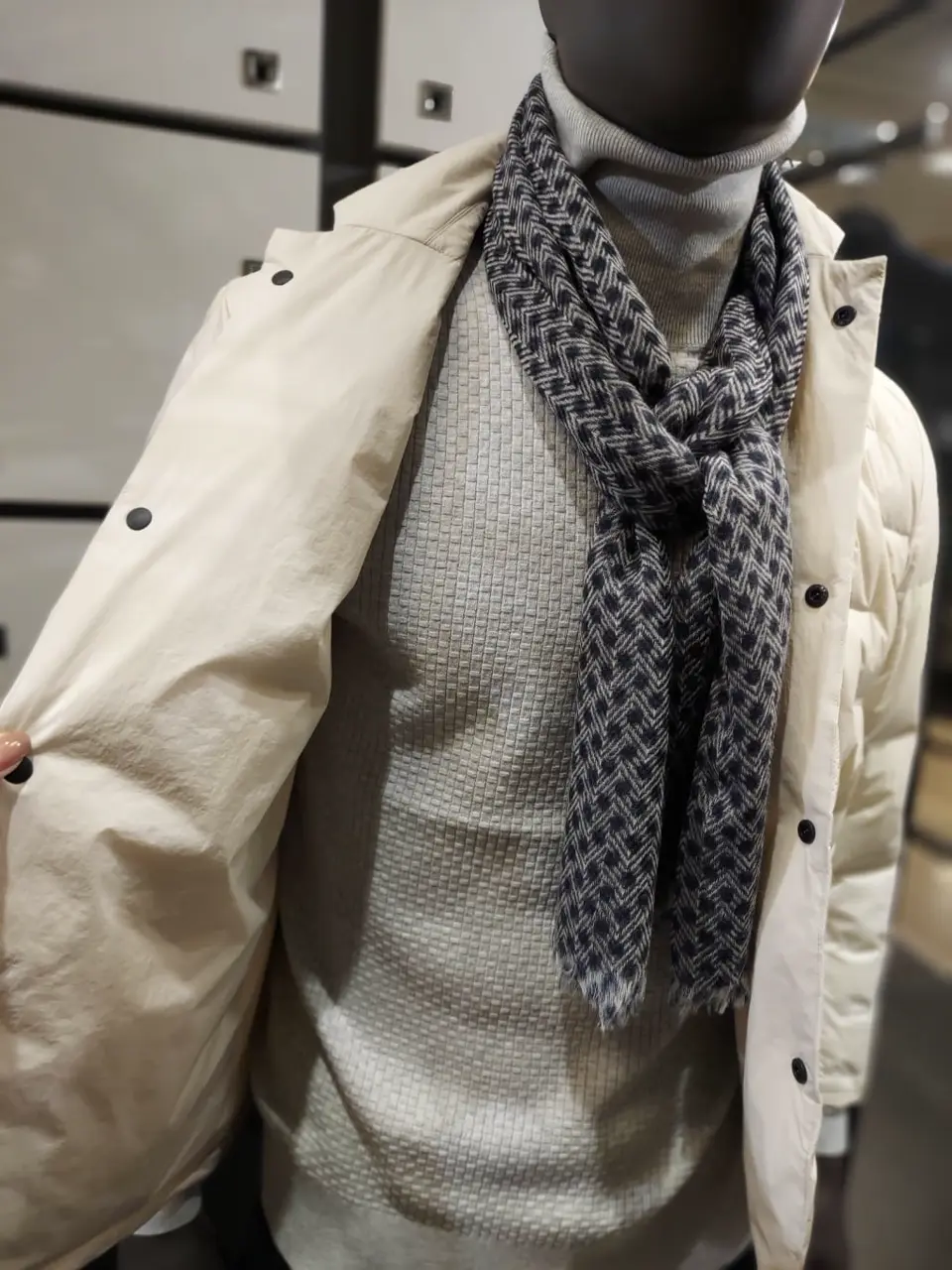 JOSEPH ABBOUD 宮下 コーディネート画像