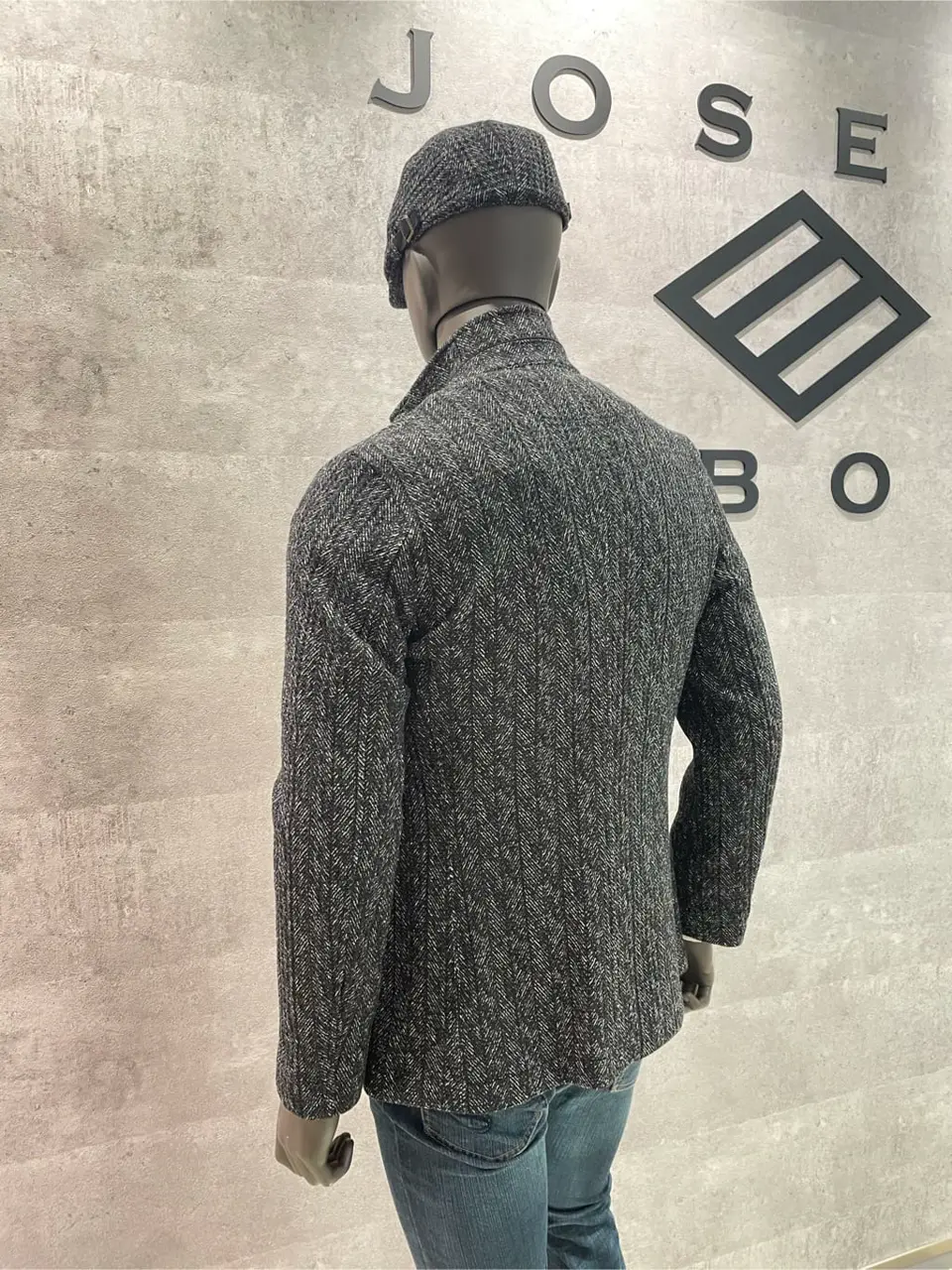 JOSEPH ABBOUD 東　 コーディネート画像