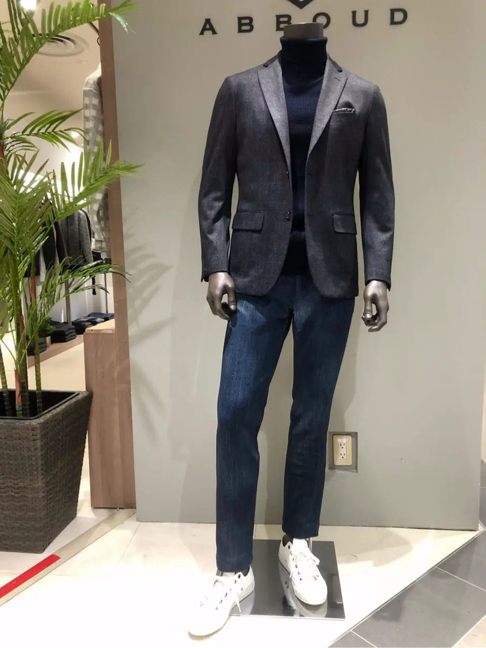 JOSEPH ABBOUD 川田 コーディネート画像