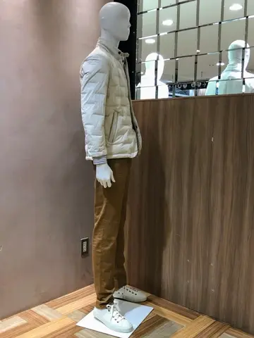 JOSEPH ABBOUD 小城 コーディネート画像