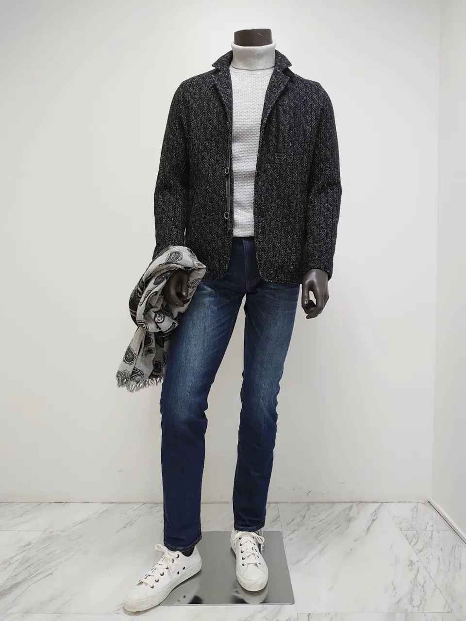 JOSEPH ABBOUD 石川 コーディネート画像