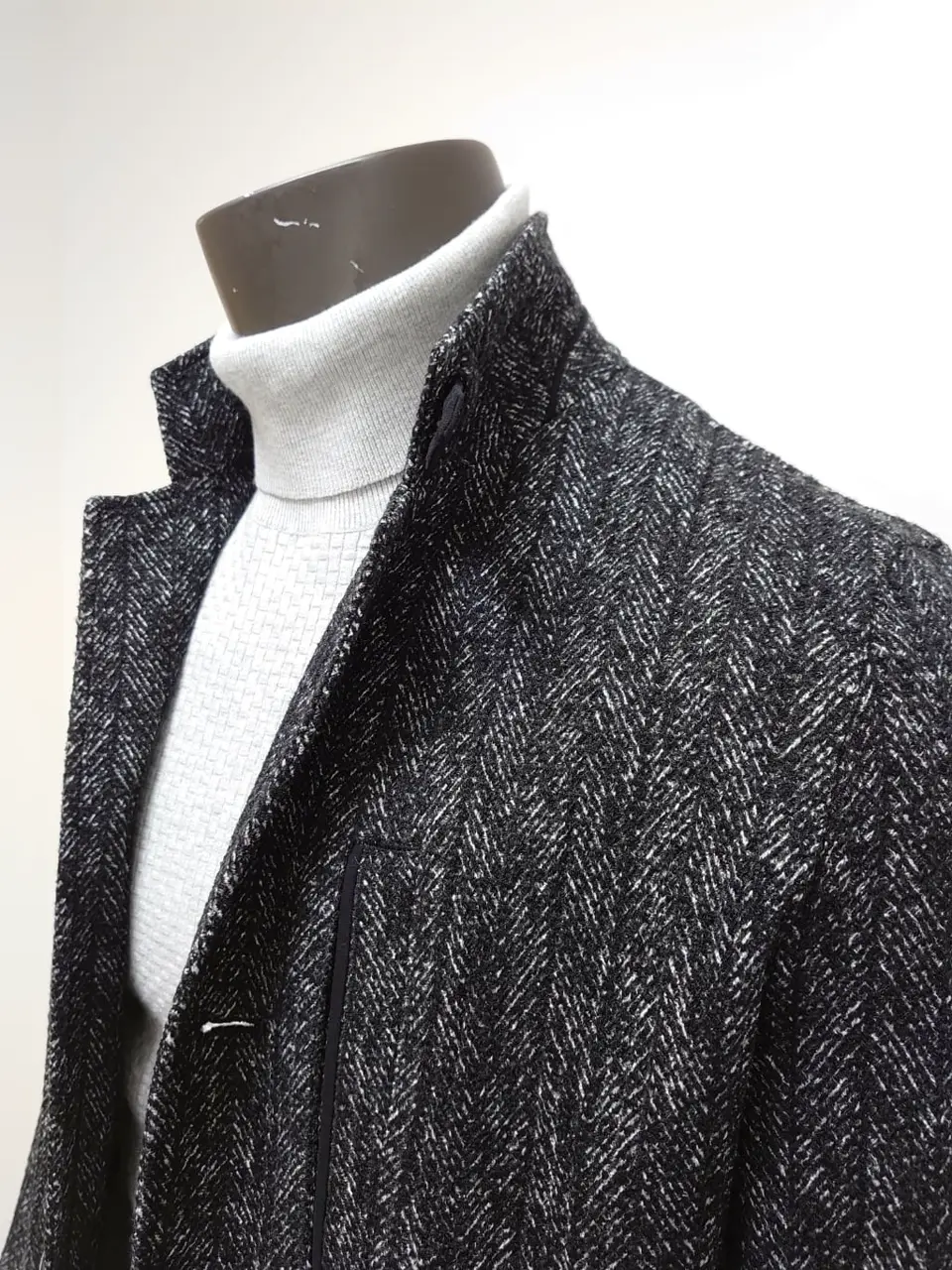 JOSEPH ABBOUD 石川 コーディネート画像