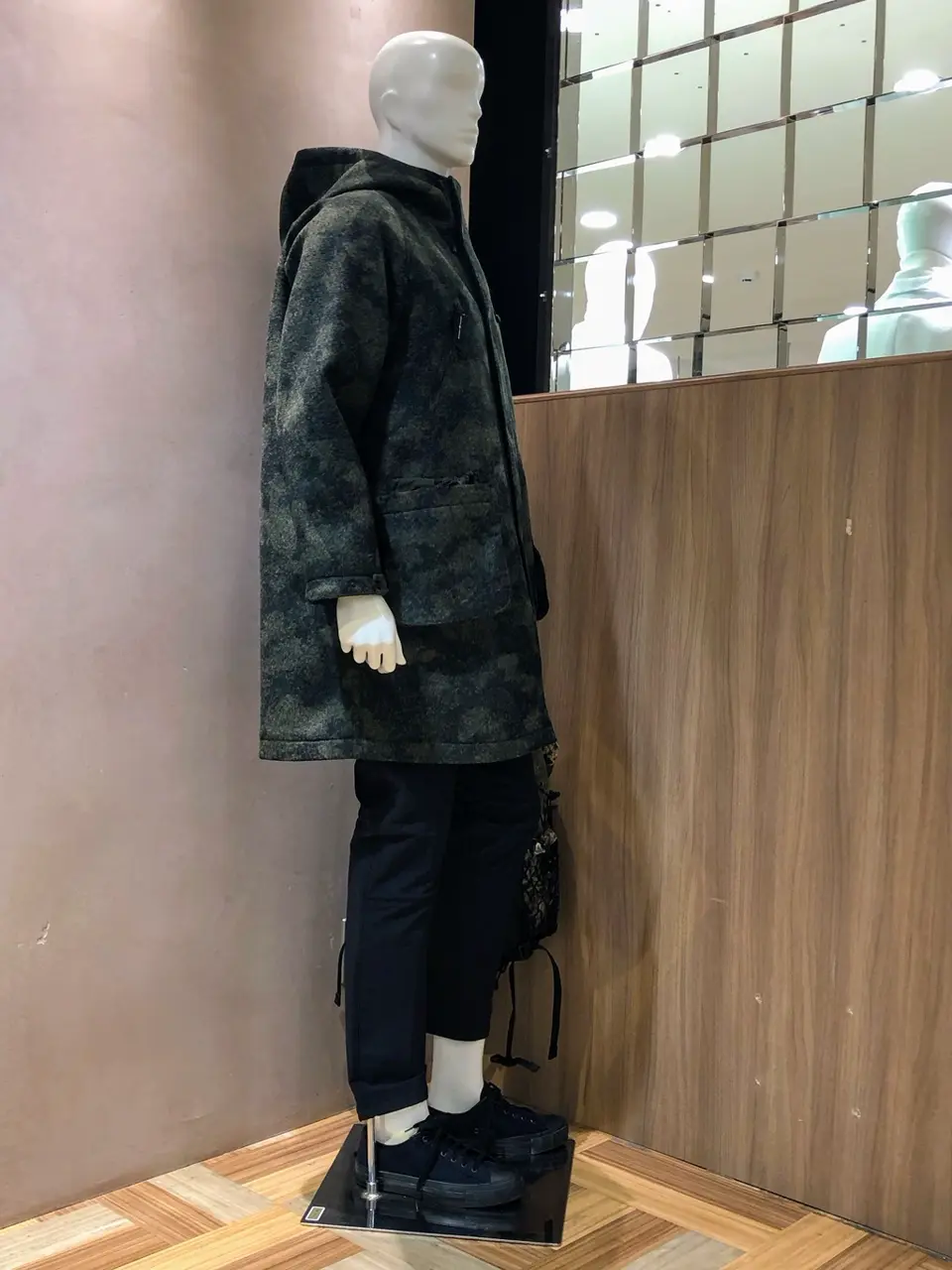 JOSEPH ABBOUD 小城 コーディネート画像