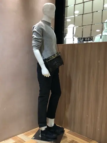 JOSEPH ABBOUD 森部 コーディネート画像