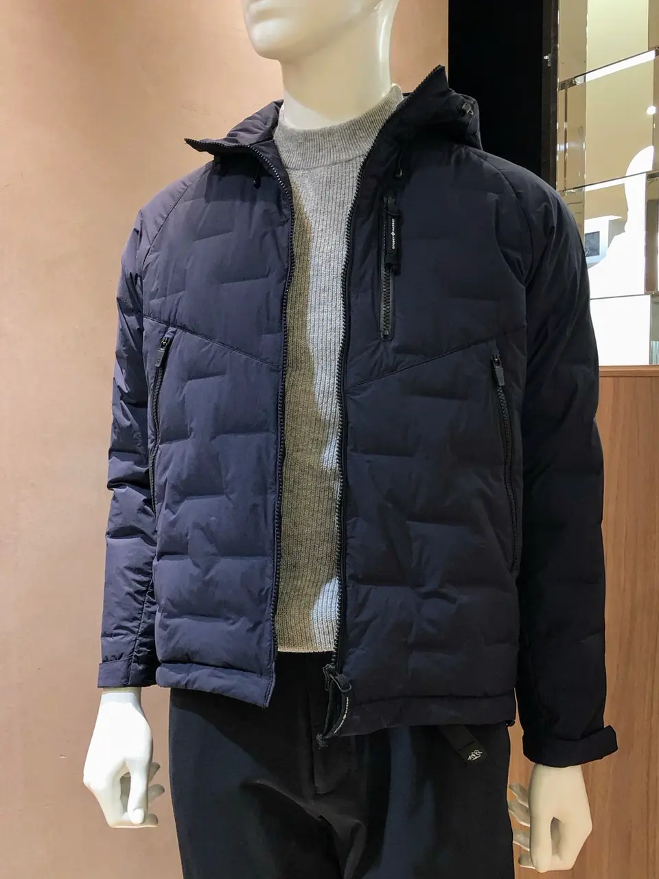 JOSEPH ABBOUD 小城 コーディネート画像