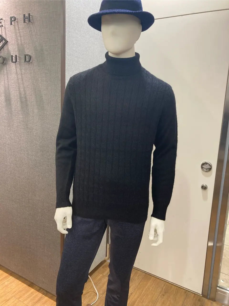 JOSEPH ABBOUD 丈六 コーディネート画像