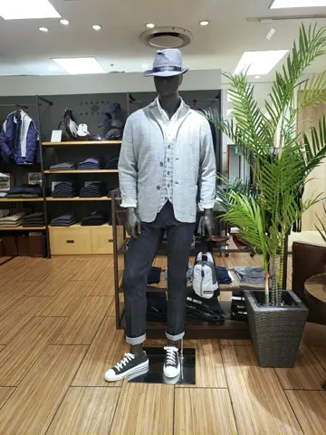 JOSEPH ABBOUD 中西 コーディネート画像