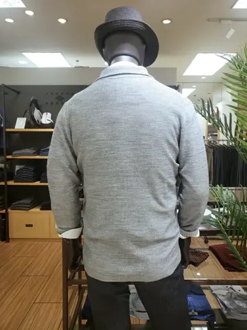 JOSEPH ABBOUD 中西 コーディネート画像