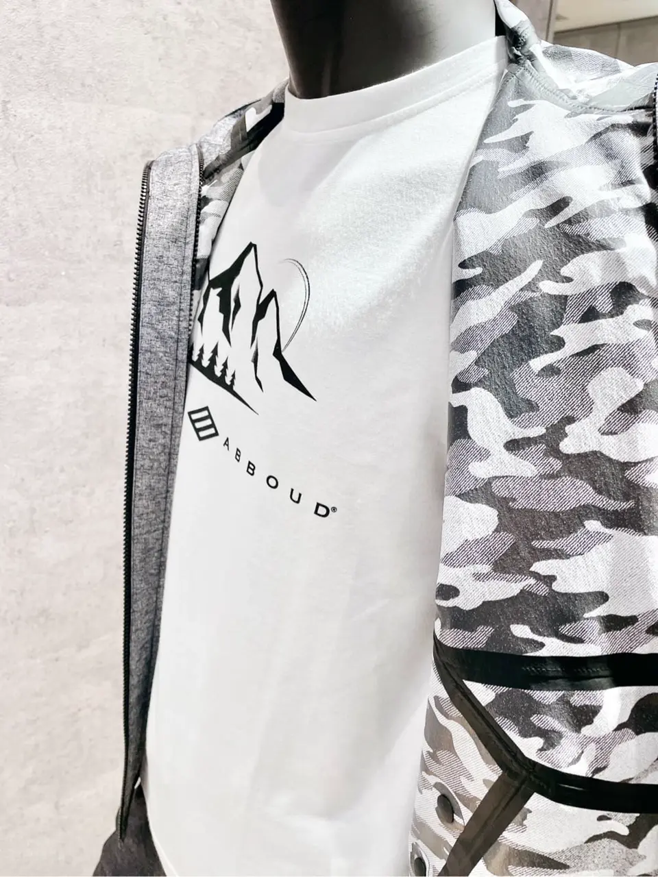 JOSEPH ABBOUD 二澤 コーディネート画像