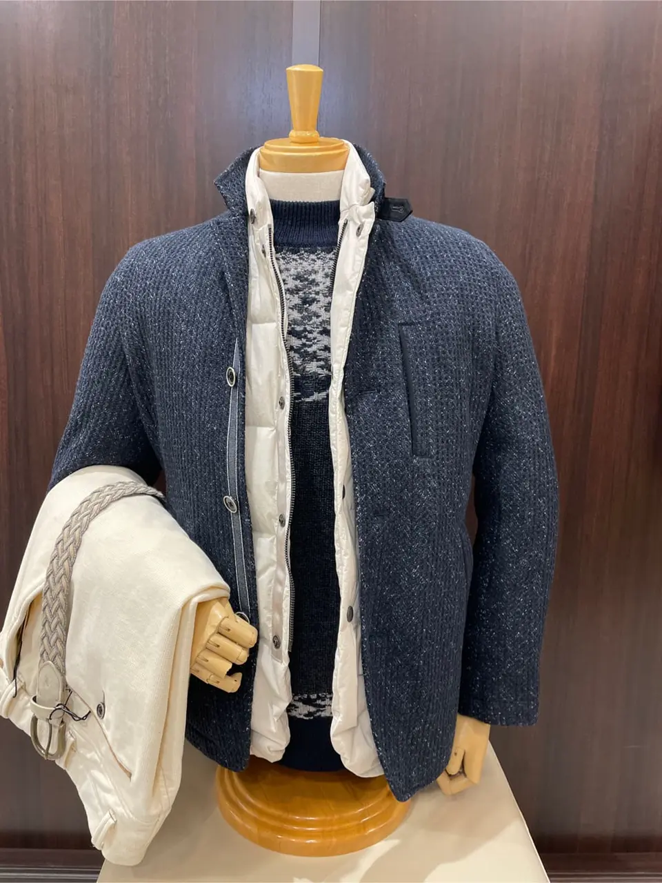 JOSEPH ABBOUD 松山 コーディネート画像