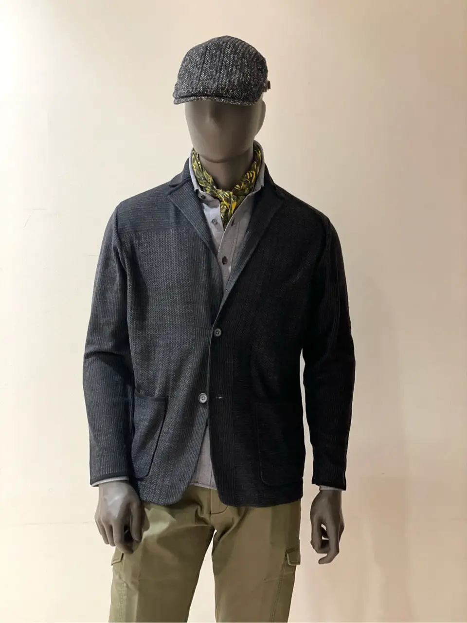 JOSEPH ABBOUD 金本 コーディネート画像