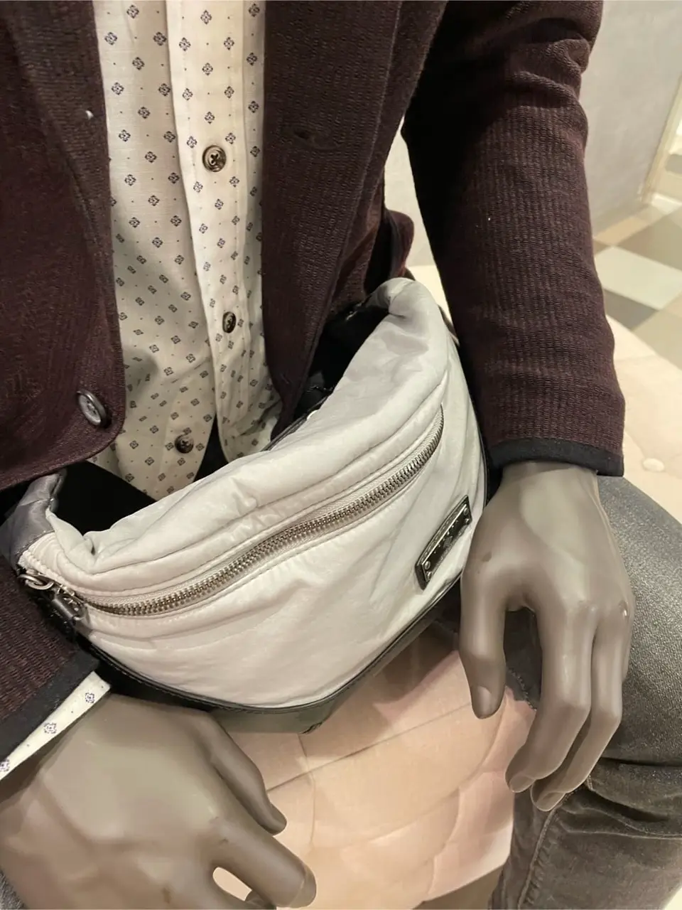 JOSEPH ABBOUD 東　 コーディネート画像