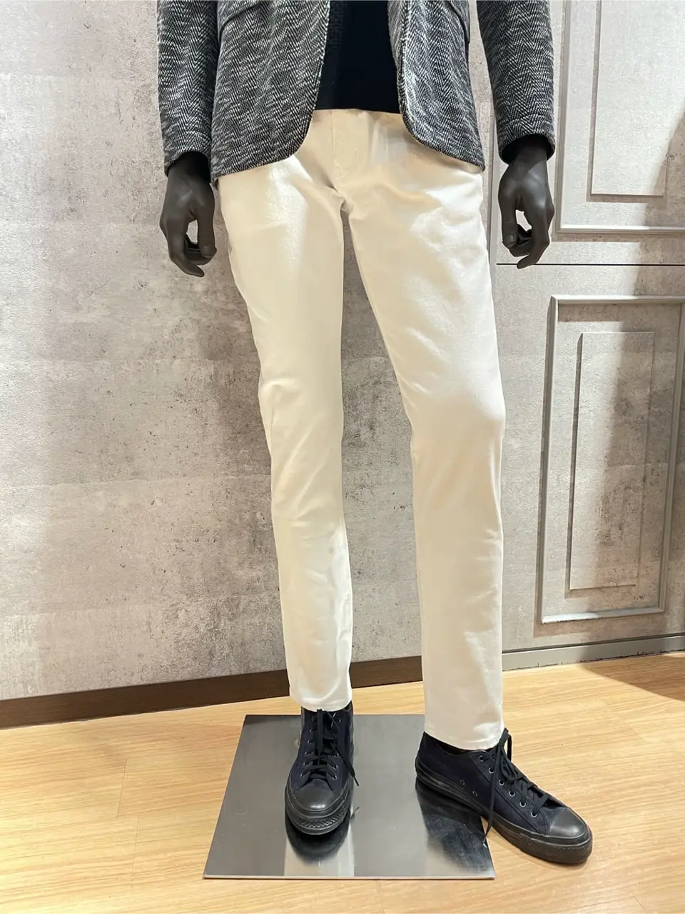 JOSEPH ABBOUD 東　 コーディネート画像