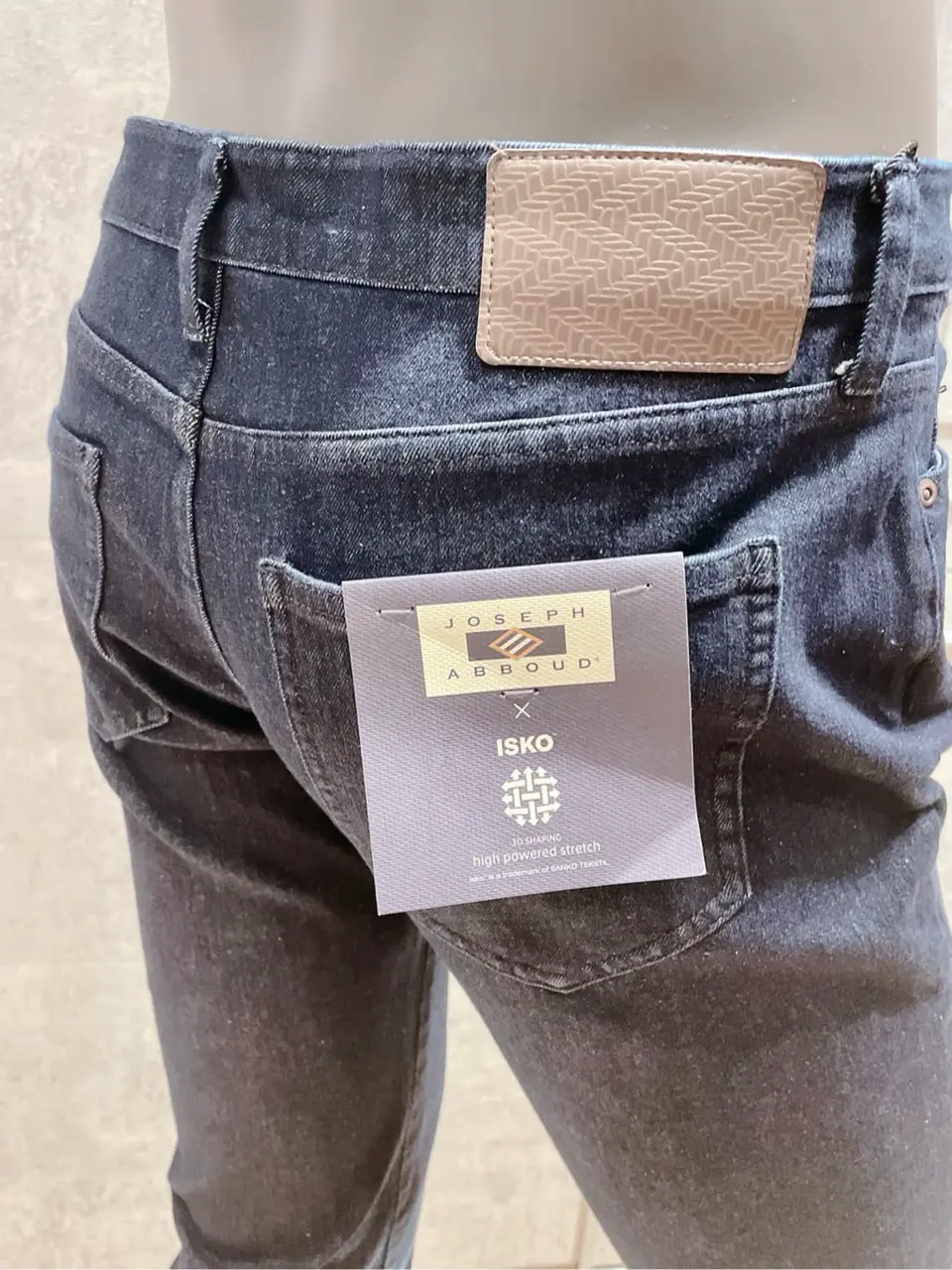 JOSEPH ABBOUD 二澤 コーディネート画像