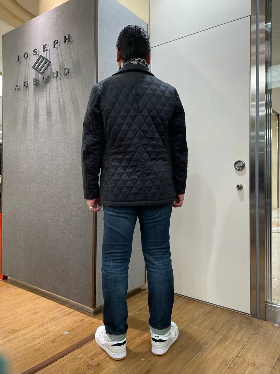 JOSEPH ABBOUD 辰見 コーディネート画像