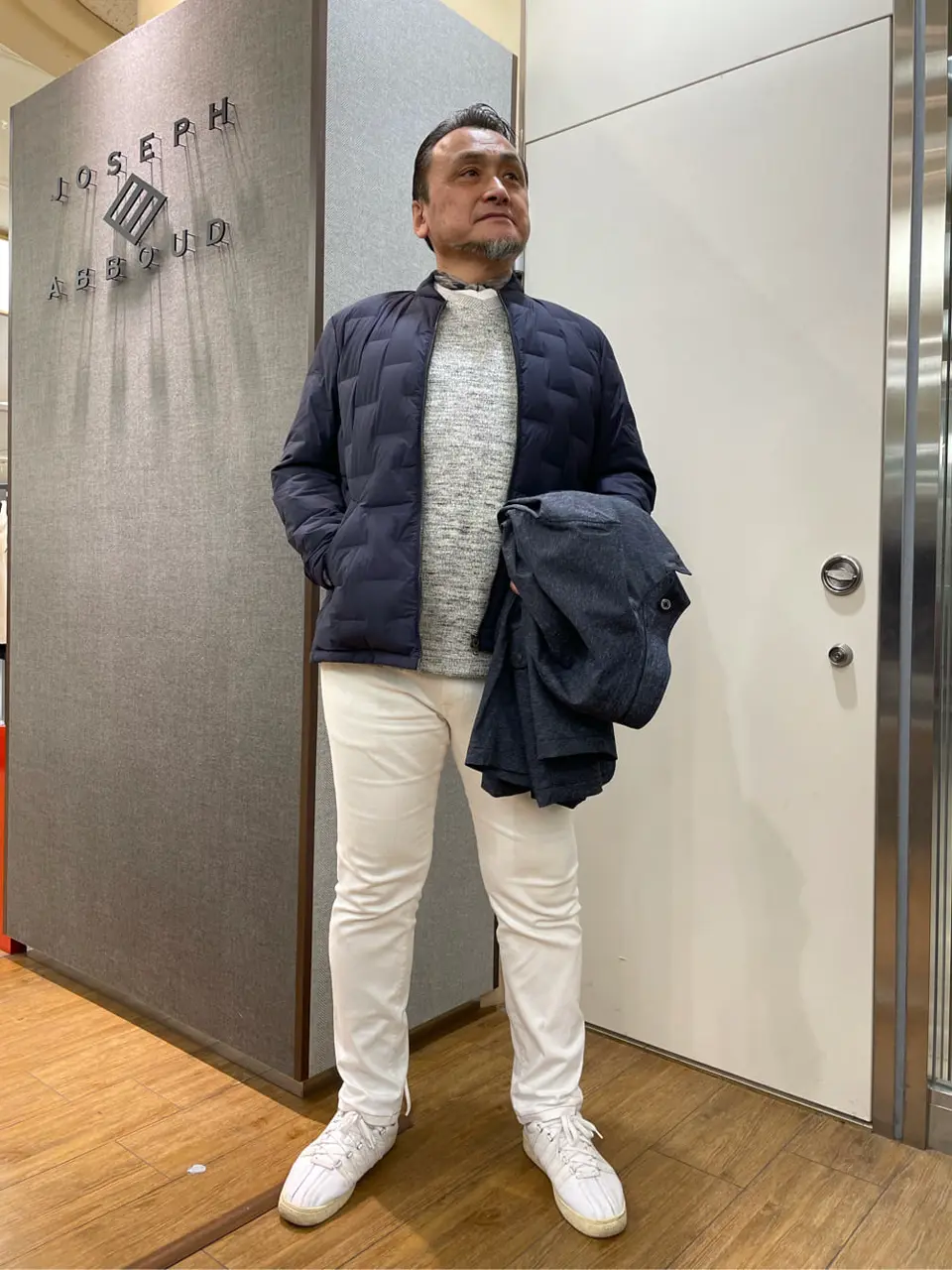 JOSEPH ABBOUD 辰見 コーディネート画像