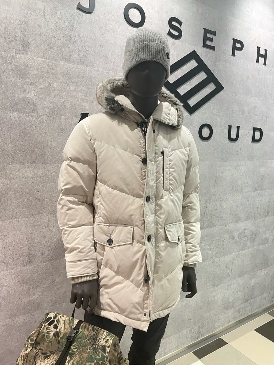 JOSEPH ABBOUD 東　 コーディネート画像