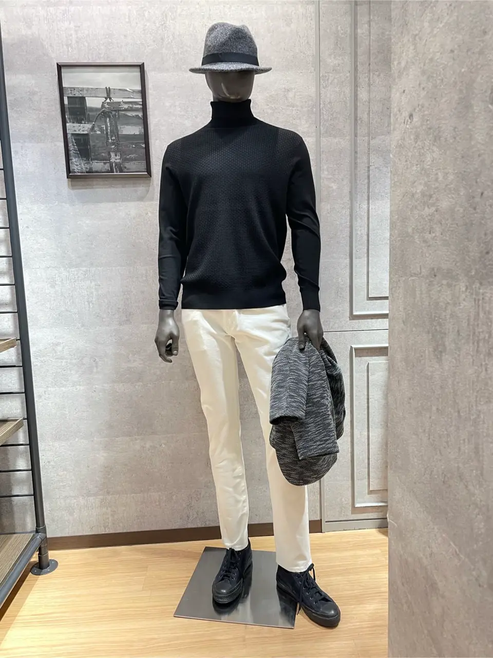  東　 コーディネート画像