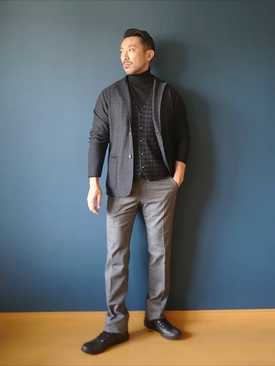 JOSEPH ABBOUD 安東 コーディネート画像