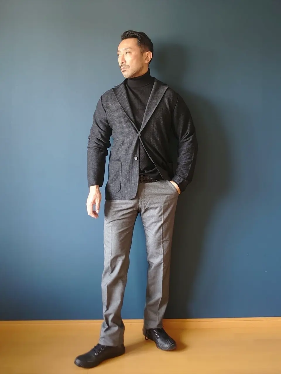 JOSEPH ABBOUD 安東 コーディネート画像