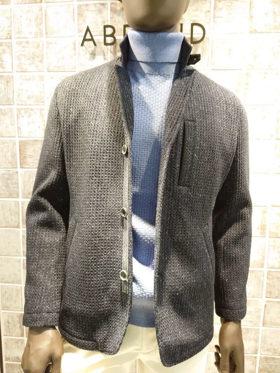 JOSEPH ABBOUD 中島 コーディネート画像