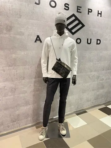 JOSEPH ABBOUD 東　 コーディネート画像