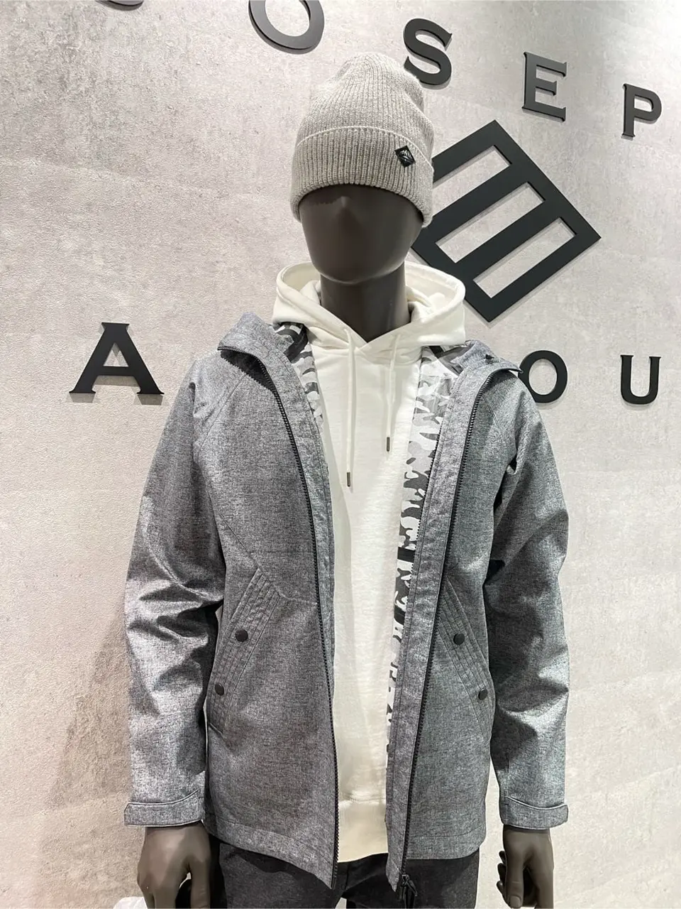 JOSEPH ABBOUD 東　 コーディネート画像