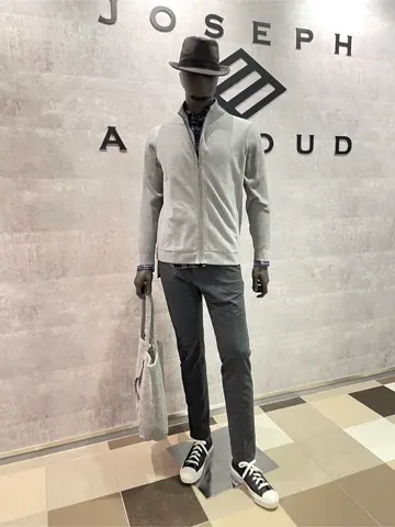 JOSEPH ABBOUD 東　 コーディネート画像