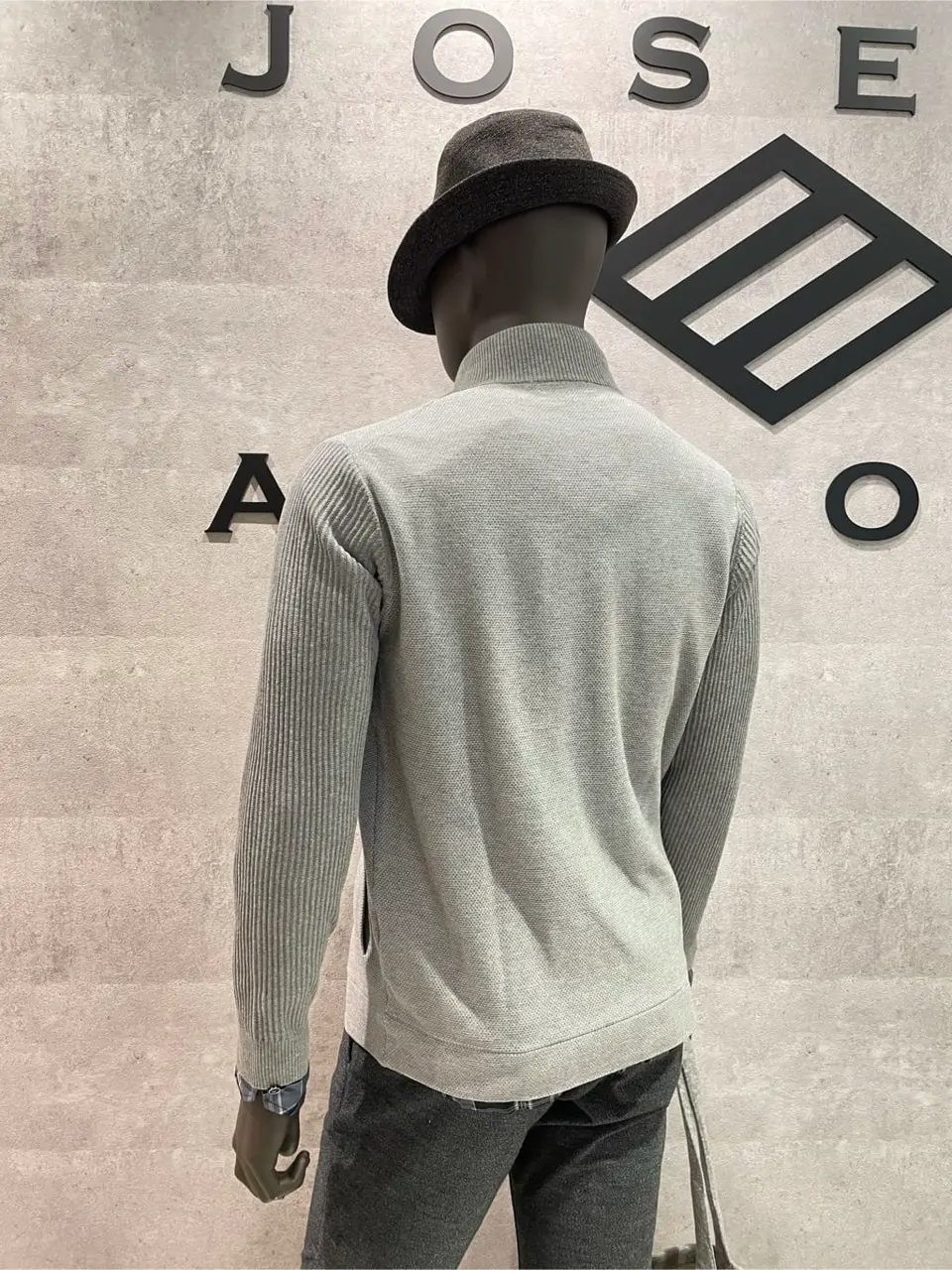 JOSEPH ABBOUD 東　 コーディネート画像