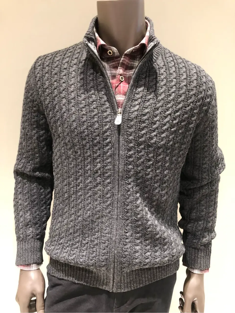 JOSEPH ABBOUD 川田 コーディネート画像