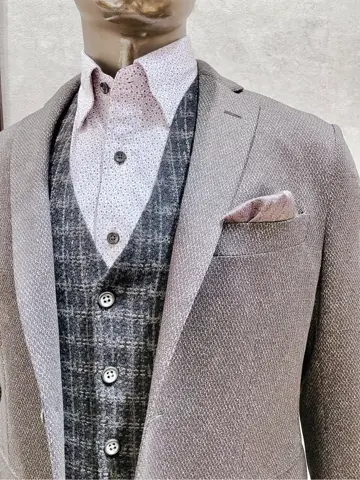 JOSEPH ABBOUD 二澤 コーディネート画像