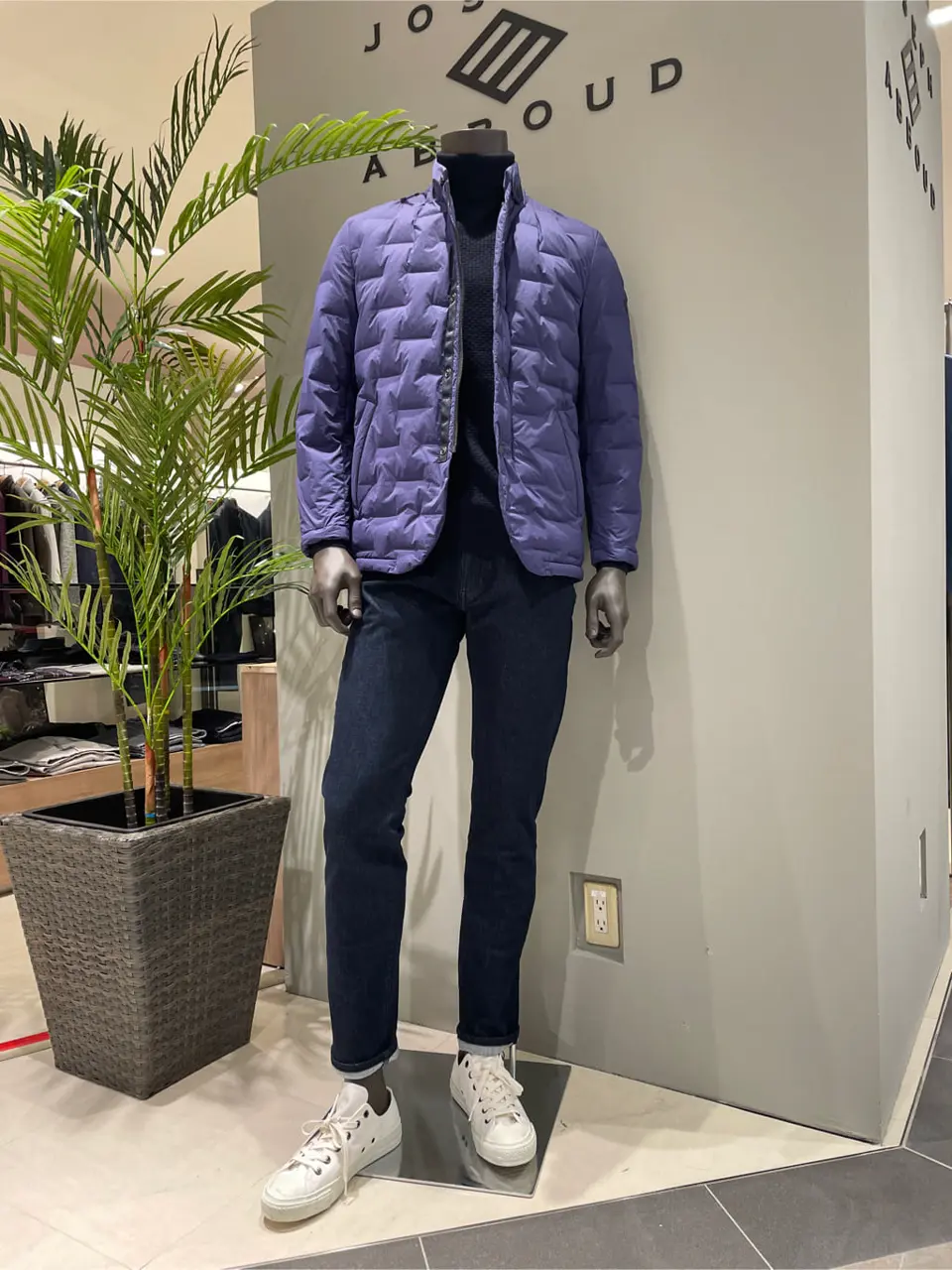 JOSEPH ABBOUD 伊津野 コーディネート画像